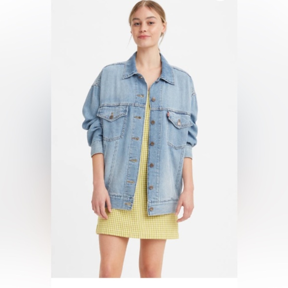 NWT Levi’s Trucker Jacket